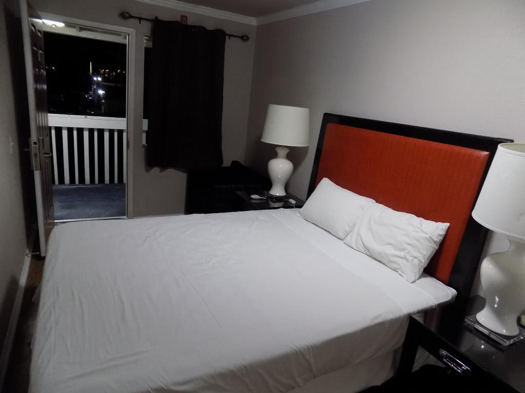 Coast Inn Οσιανσάιντ Εξωτερικό φωτογραφία